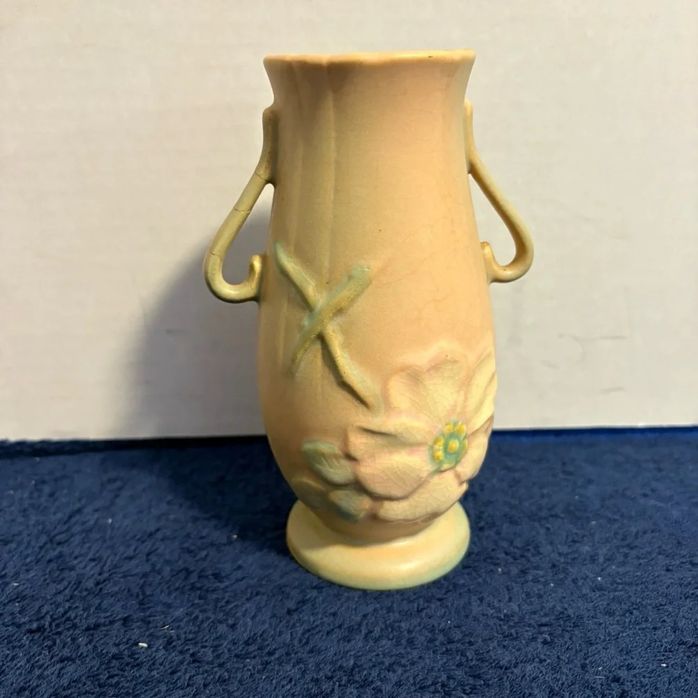 1930’s WELLER POTTERY WILD DOGWOOD ROSE DOUBLE HANDLED VASE 6 3/4” USA Pottery
